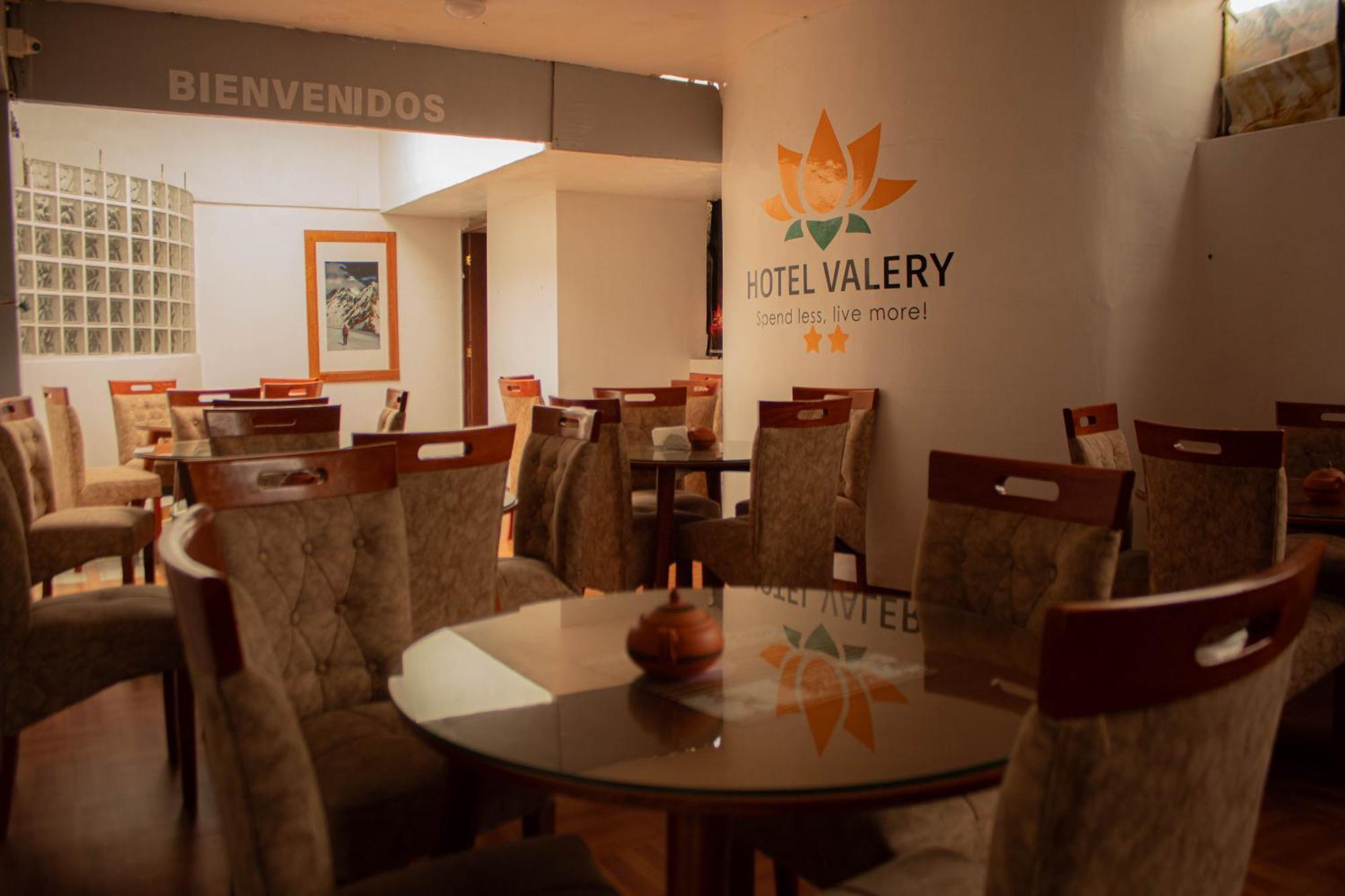 Hotel Valery 2 Estrellas Huaraz  Zewnętrze zdjęcie