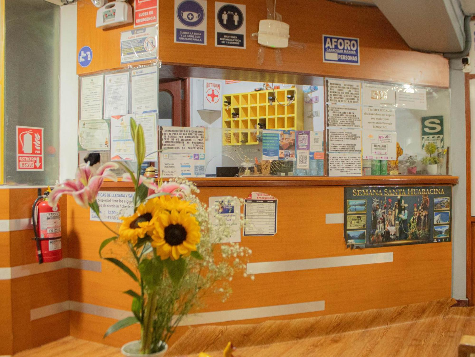 Hotel Valery 2 Estrellas Huaraz  Zewnętrze zdjęcie